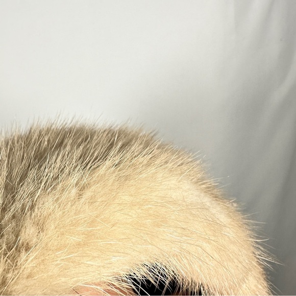 Carme Mir La Bisbal Pillbox Hat Mink Fur Blonde OS main image 11